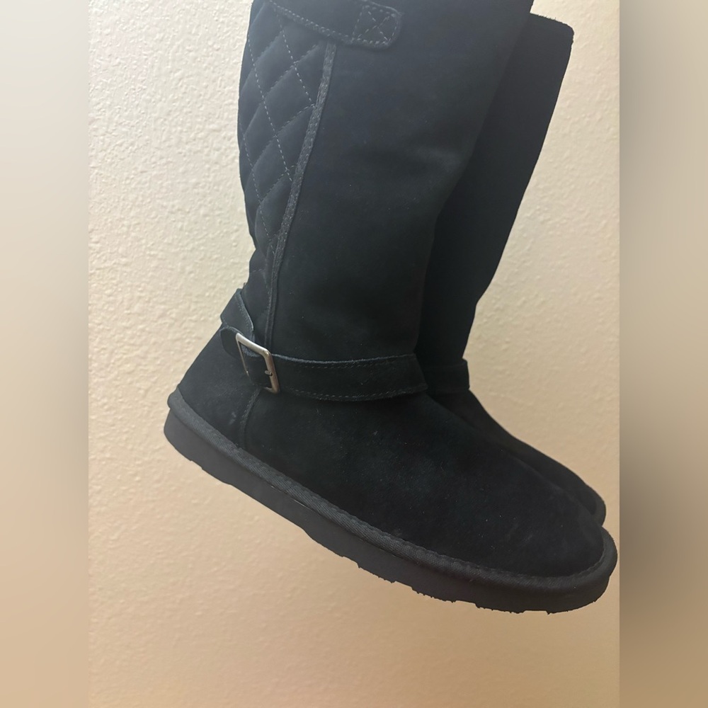 Sonoma Black fuzzy boots size seven